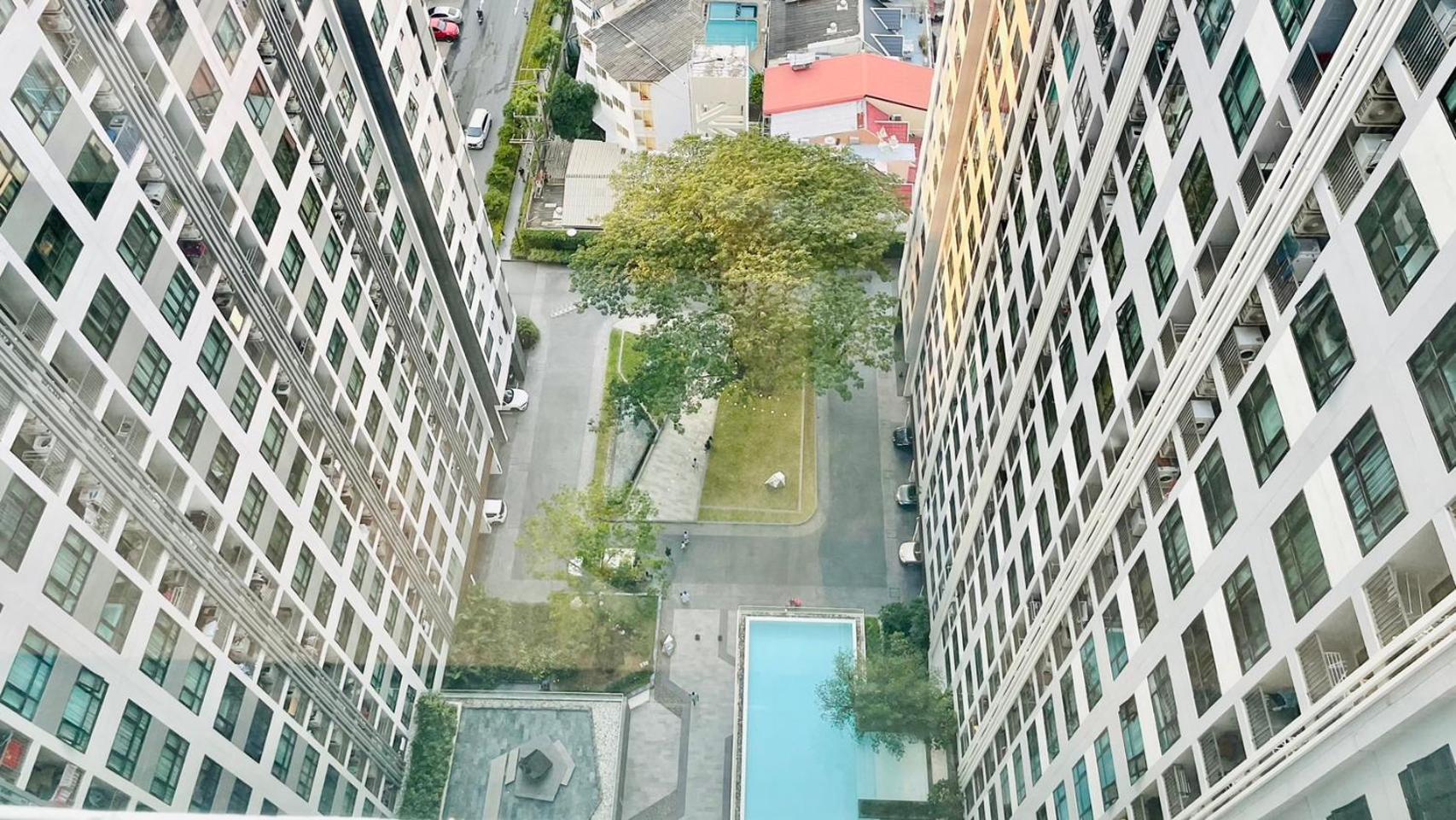 The Base Central Pattaya 2 Bed 2 Bath By Numam Extérieur photo