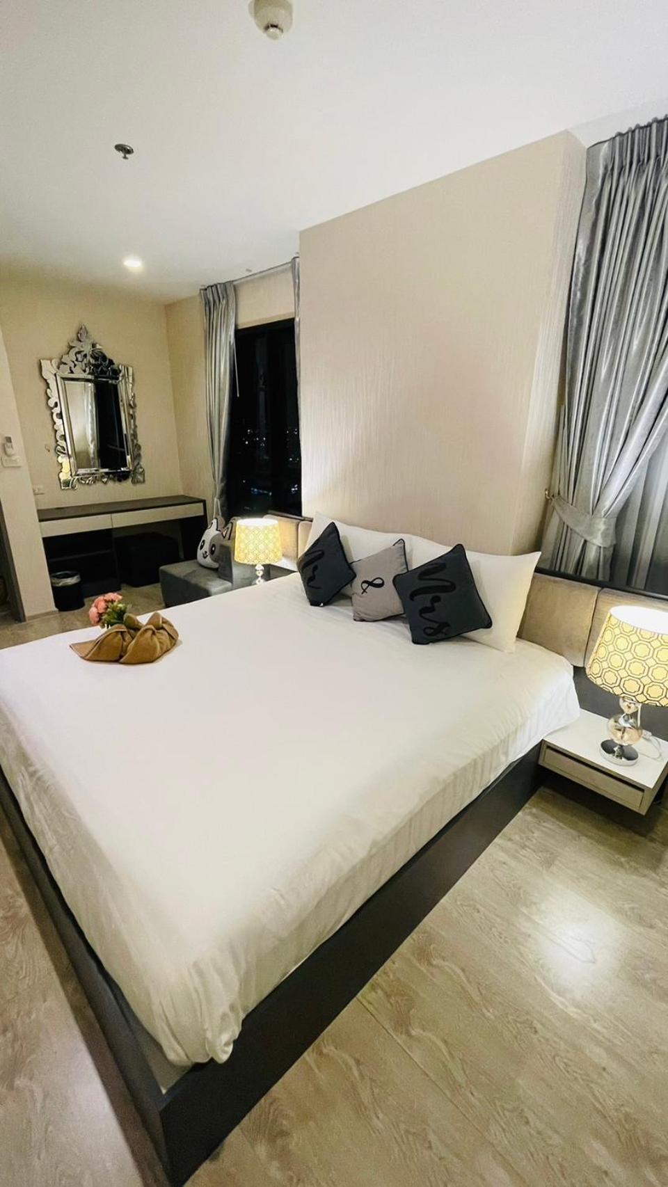 The Base Central Pattaya 2 Bed 2 Bath By Numam Extérieur photo